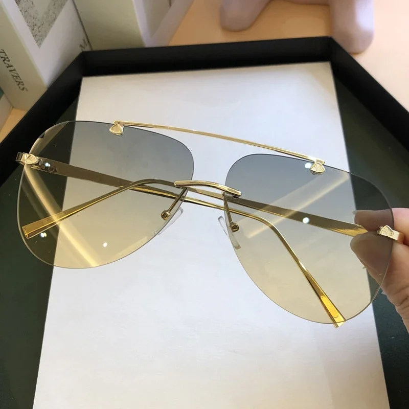 メンズ用、ヴィンテージ風のフレームレス合金製アビエーター型サ - Vintage Fashion Enthusiasts のレビューと価格